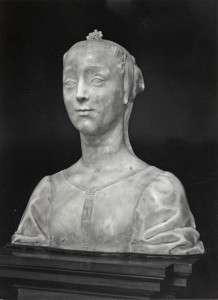 Fig. 11, Desiderio da Settignano, Ritratto di giovinetta (Marietta Strozzi?), 1460 ca., Firenze, Museo del Bargello